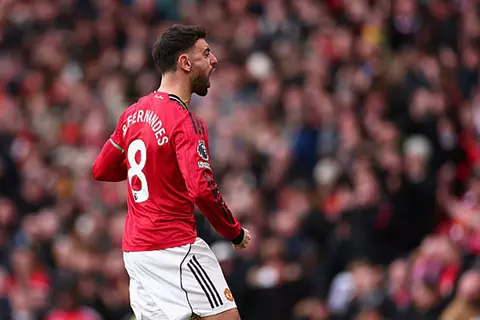 للمرة الرابعة.. برونو فيرنانديز لاعب الجولة 28 من الدوري الإنجليزي